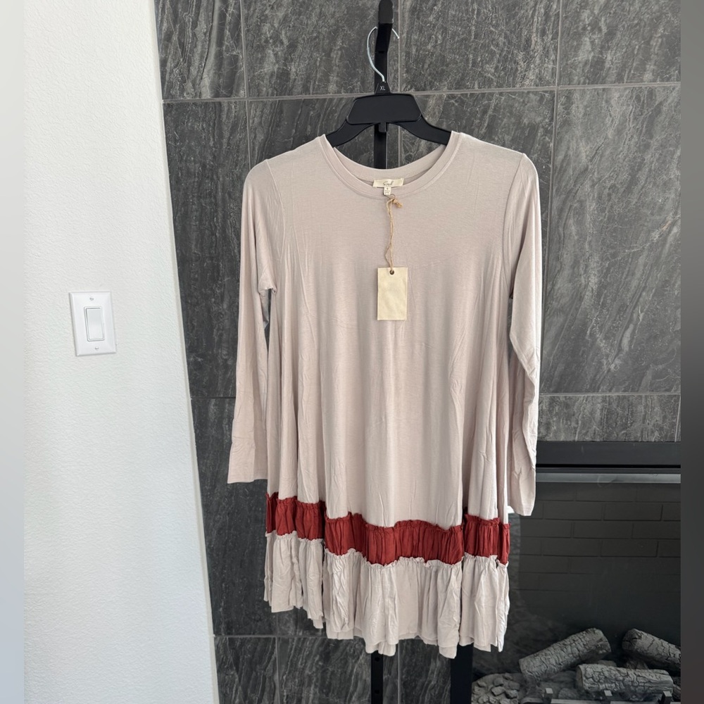 Easel Ruffle Bottom Dress NWT - Picture 2 of 5